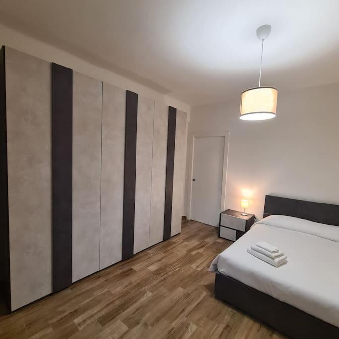 Apartment Garibaldi Pavia Eksteriør billede